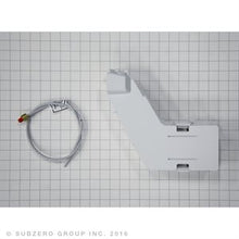 ICE CHUTE,WATER NOZZLE SVCE [4204730]